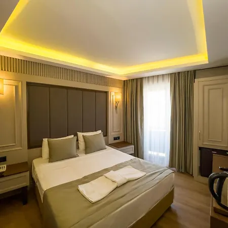 Martinenz Old Hotel 3*