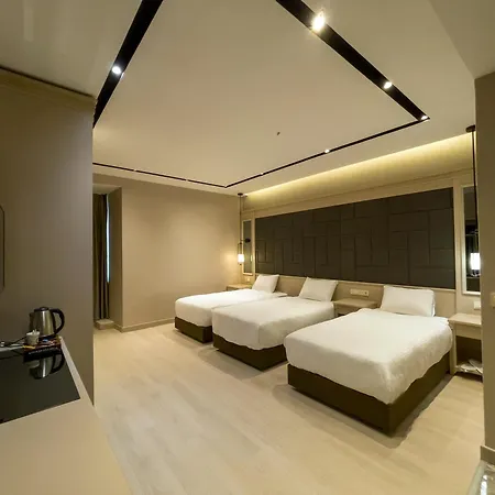 Martinenz Hotel