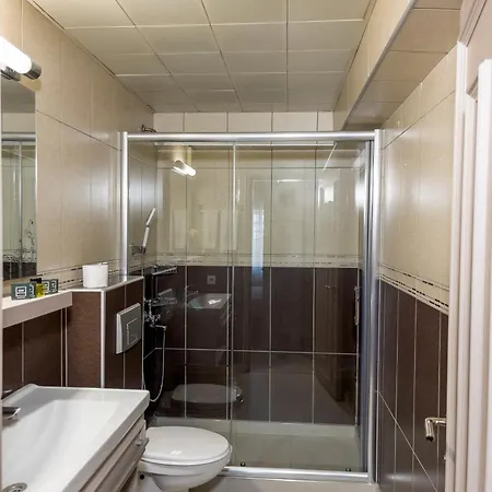 מלון Martinenz 3*