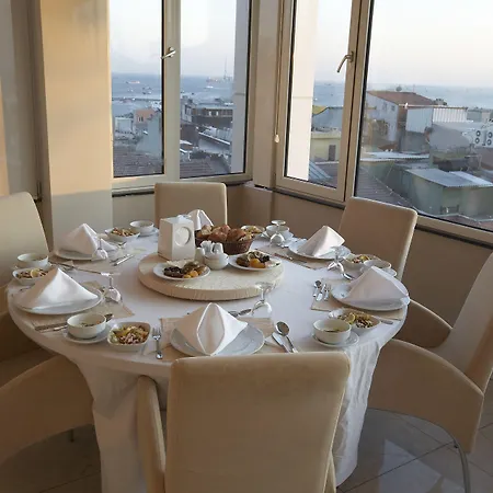 Martinenz Hotel